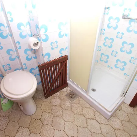 Antun 1238 Guest house