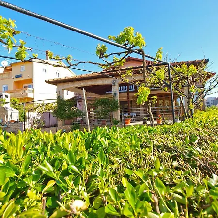 Antun 1238 Vendégház 3*